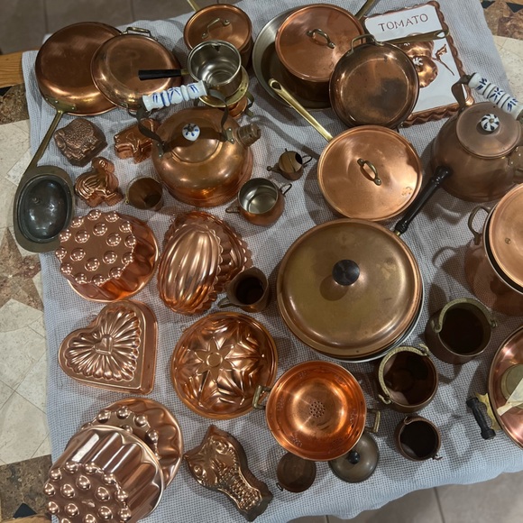 53pc Copper Cookware and Bakeware Collection - Picture 2 of 15
